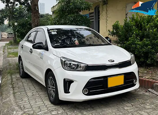 xe 5 cho taxi ha noi hai phong